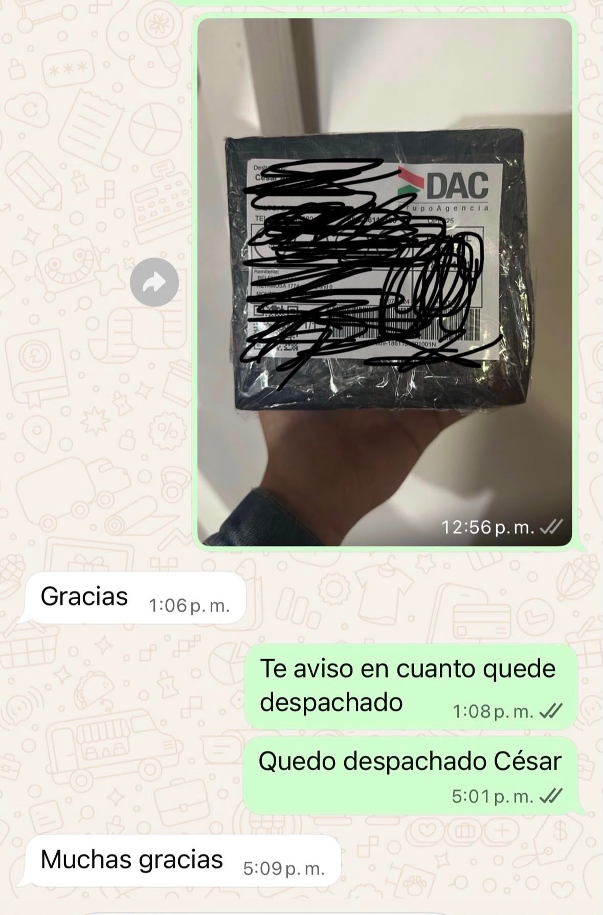 Captura de WhatsApp confirmando el despacho de un pedido