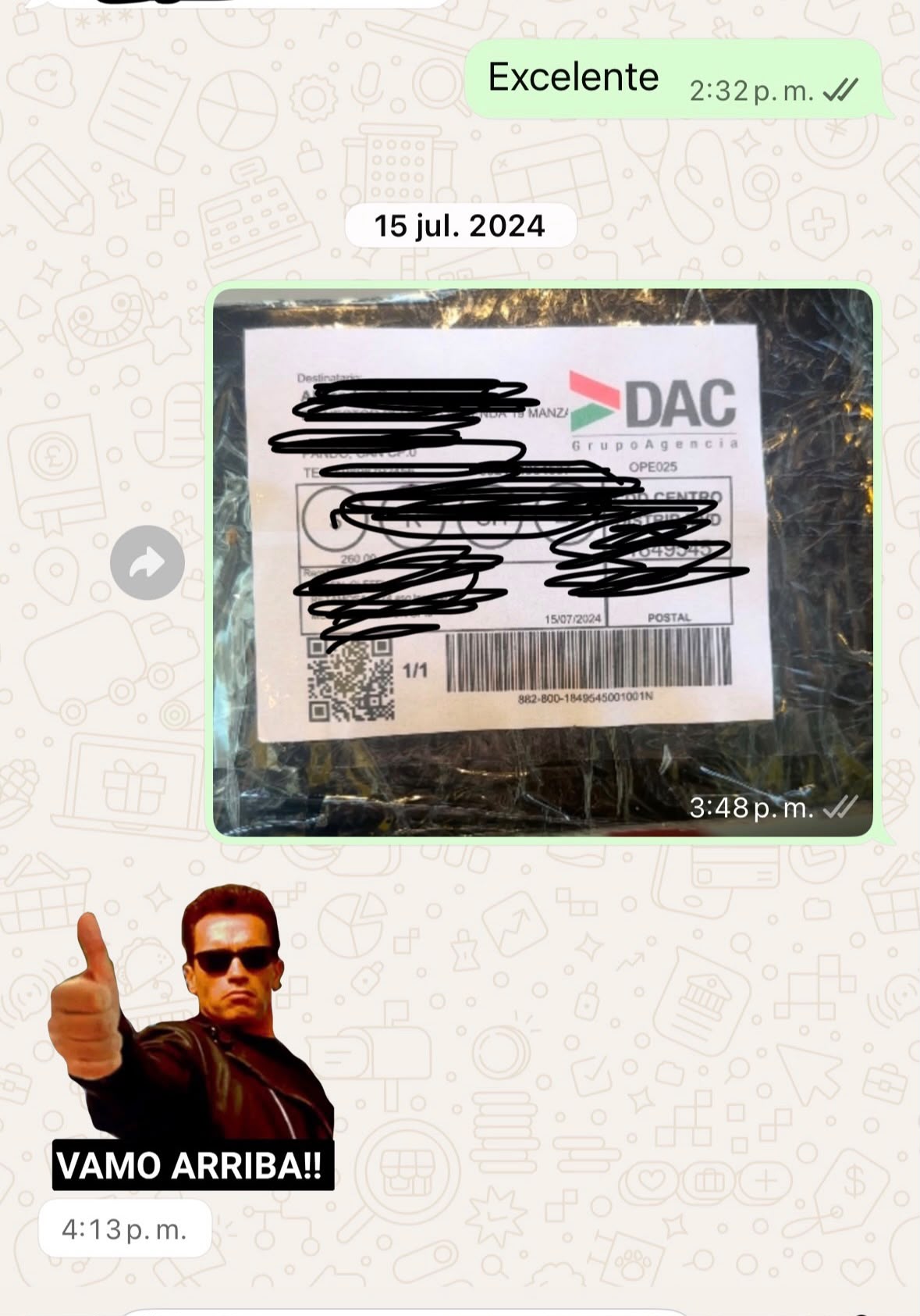 Captura de WhatsApp confirmando el despacho de un pedido